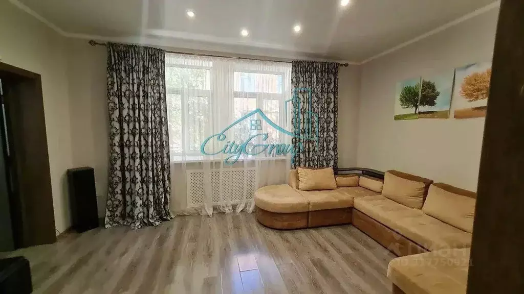 3-к кв. Оренбургская область, Орск Новый город мкр, ул. Новосибирская, ... - Фото 1