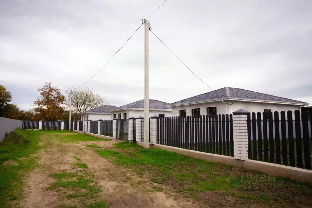 Дом в Краснодарский край, Славянский район, Анастасиевское с/пос, ... - Фото 2