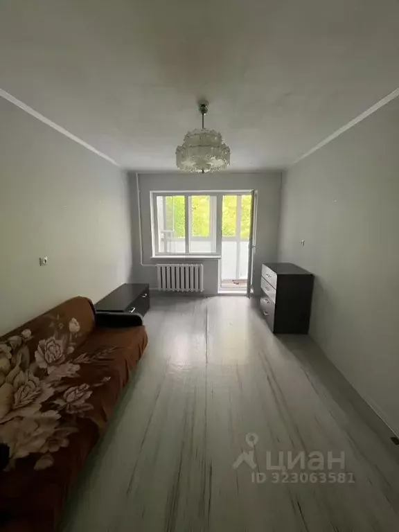 2-к кв. Омская область, Омск Заозерный мкр, ул. Бархатовой, 3В (44.0 ... - Фото 0