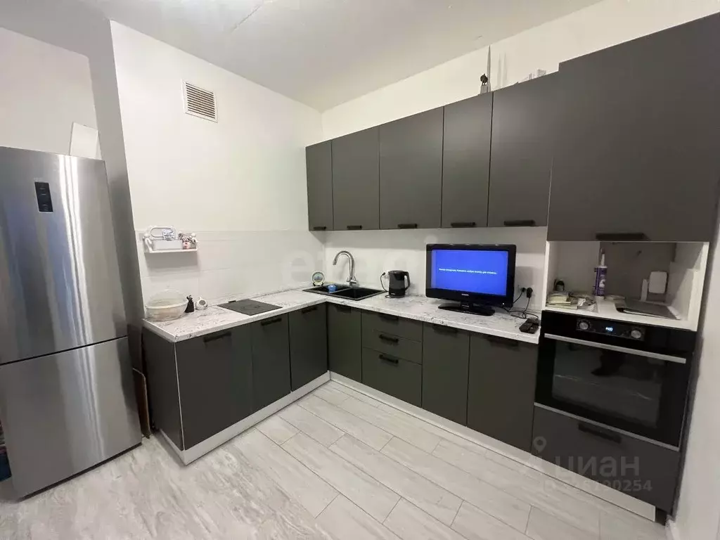 2-к кв. Тюменская область, Тюмень Орловская ул., 58 (75.0 м) - Фото 1