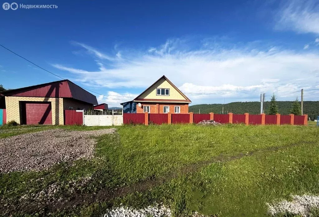Дом в село Азикеево, улица М. Губайдуллина, 10 (130 м) - Фото 2