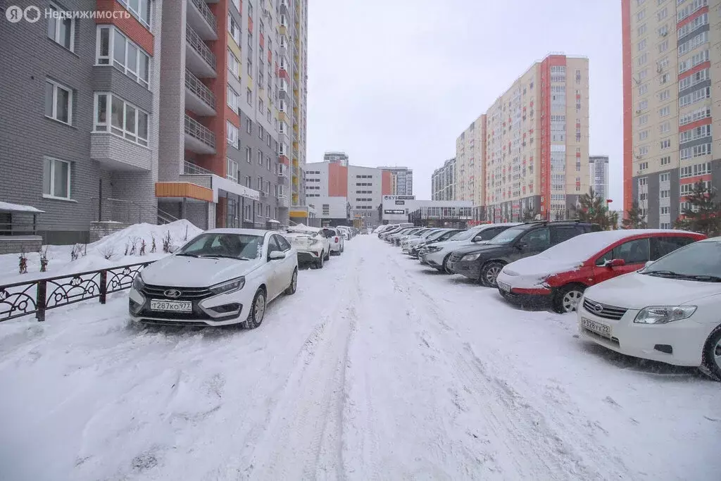 2-комнатная квартира: Барнаул, улица 65 лет Победы, 25 (48.2 м) - Фото 2