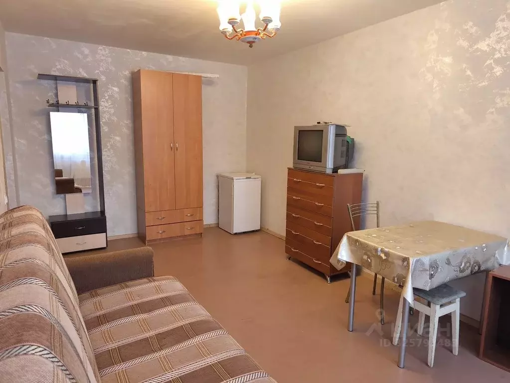 Комната Санкт-Петербург ул. Подводника Кузьмина, 17 (18.0 м) - Фото 1