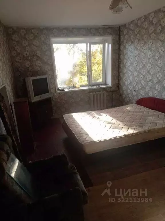 Комната Хакасия, Черногорск ул. Калинина, 17 (18.0 м) - Фото 0