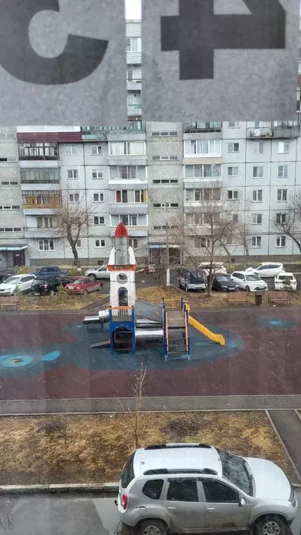 3-к кв. Красноярский край, Красноярск Зеленая Роща мкр, ул. Воронова, ... - Фото 0