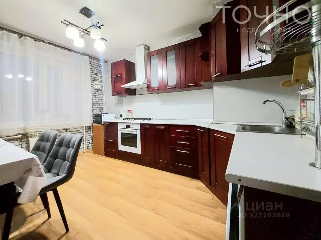 3-к кв. Пензенская область, Пенза ул. Терновского, 172 (69.2 м) - Фото 0