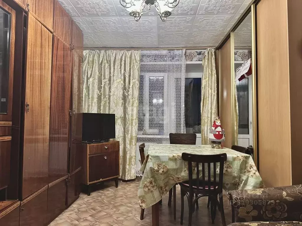 2-к кв. Татарстан, Казань ул. Химиков, 39 (42.5 м) - Фото 1