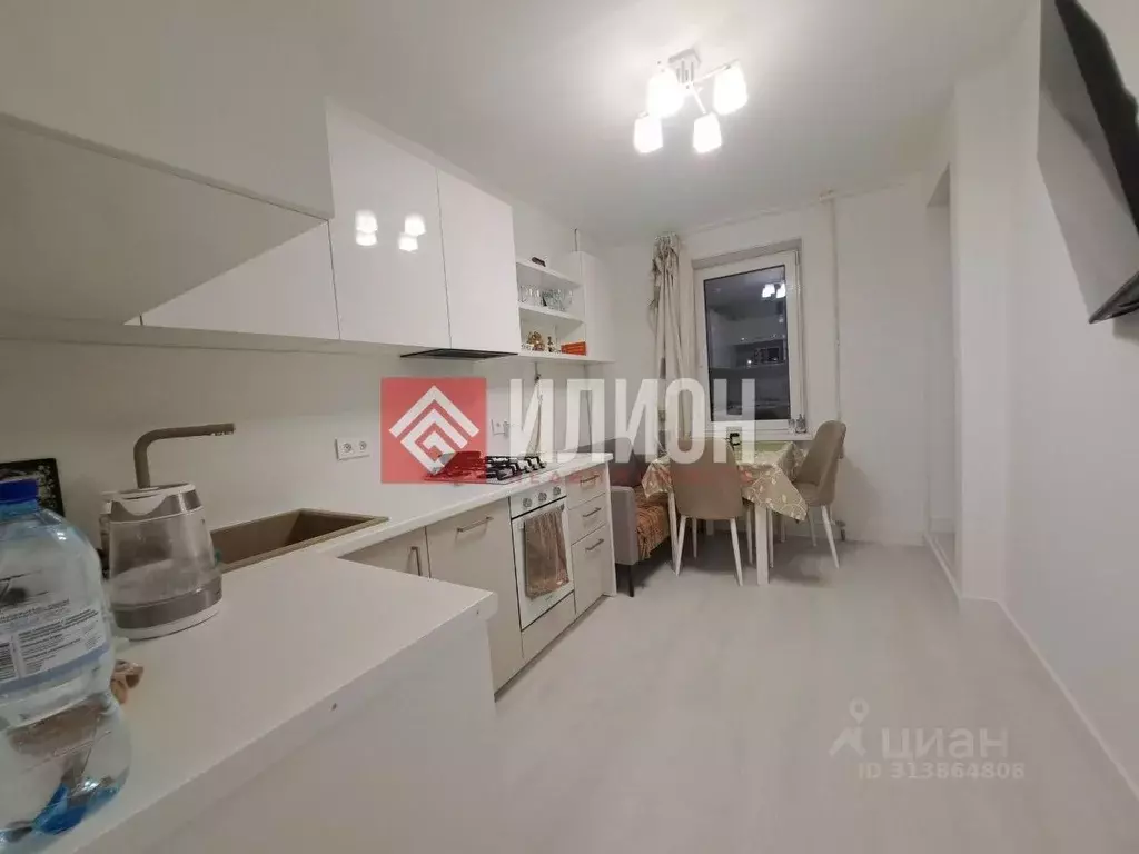 2-к кв. Севастополь ул. Астана Кесаева, 5/1 (57.3 м) - Фото 1