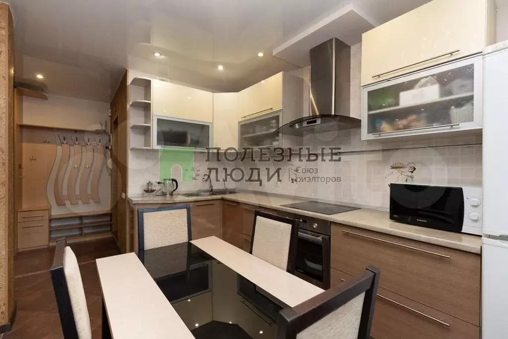 3-к. квартира, 67,5 м, 1/10 эт. - Фото 1