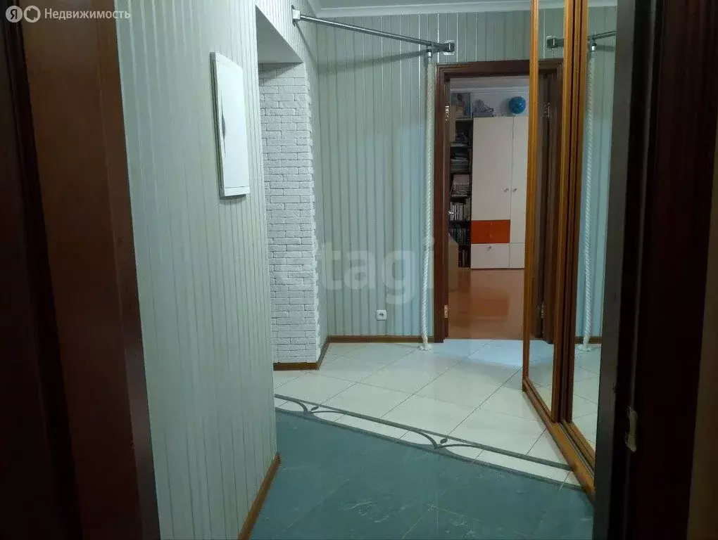 4-комнатная квартира: Бор, улица Фрунзе, 109 (89.1 м) - Фото 1