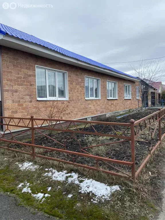 Дом в Туринск, улица Михаила Коркина, 1/1 (152.8 м) - Фото 1