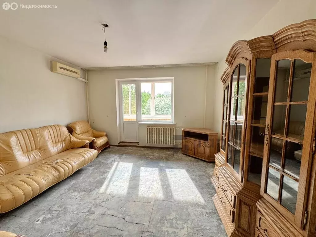 4-комнатная квартира: Челябинск, улица Молодогвардейцев, 70В (87.2 м) - Фото 0