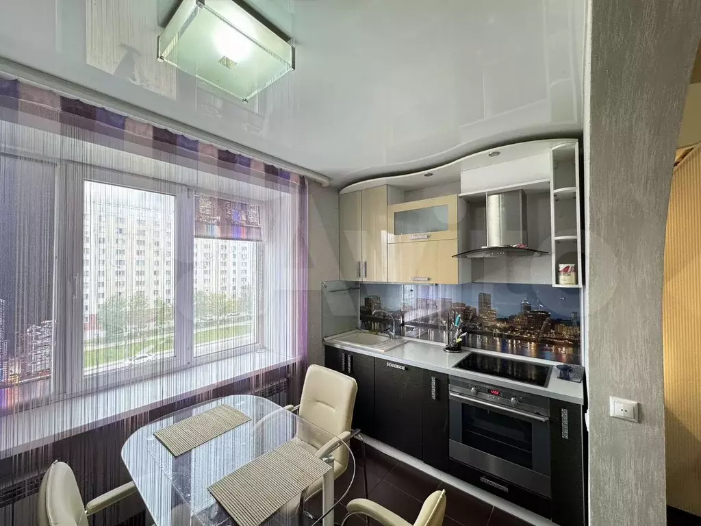2-к. квартира, 54 м, 5/10 эт. - Фото 0