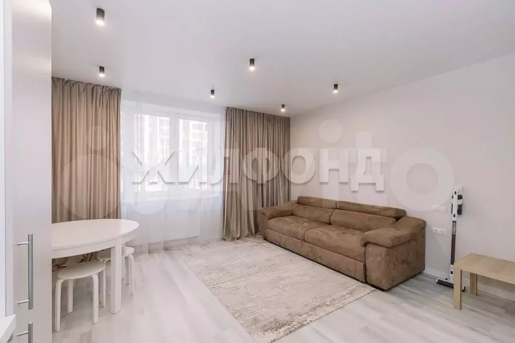 1-к. квартира, 52,1 м, 1/25 эт. - Фото 1