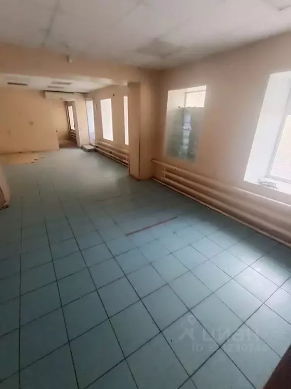 Помещение свободного назначения в Тамбовская область, Тамбов Базарная ... - Фото 0