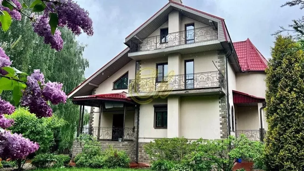 Дом в Московская область, Ленинский городской округ, д. Пуговичино 40 ... - Фото 1