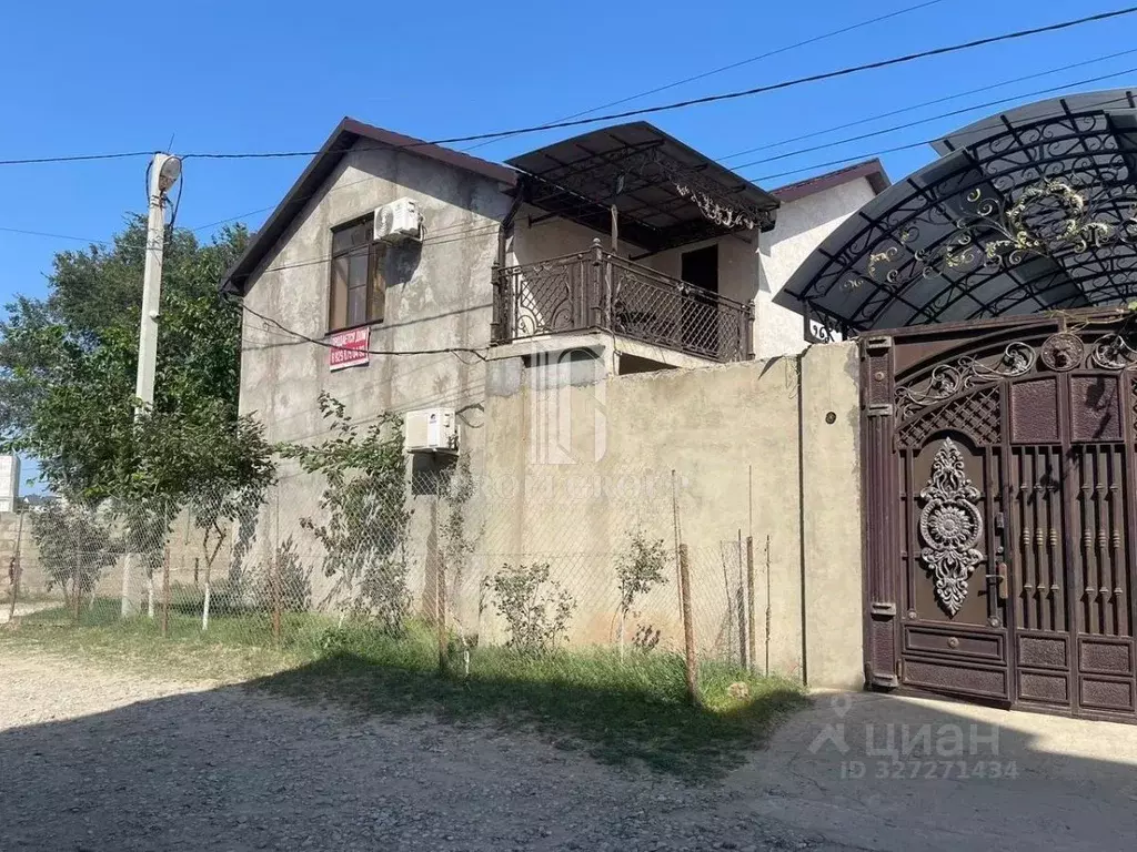 Дом в Дагестан, Махачкала Караман-7 мкр, ул. Шамова, 7 (200 м) - Фото 1