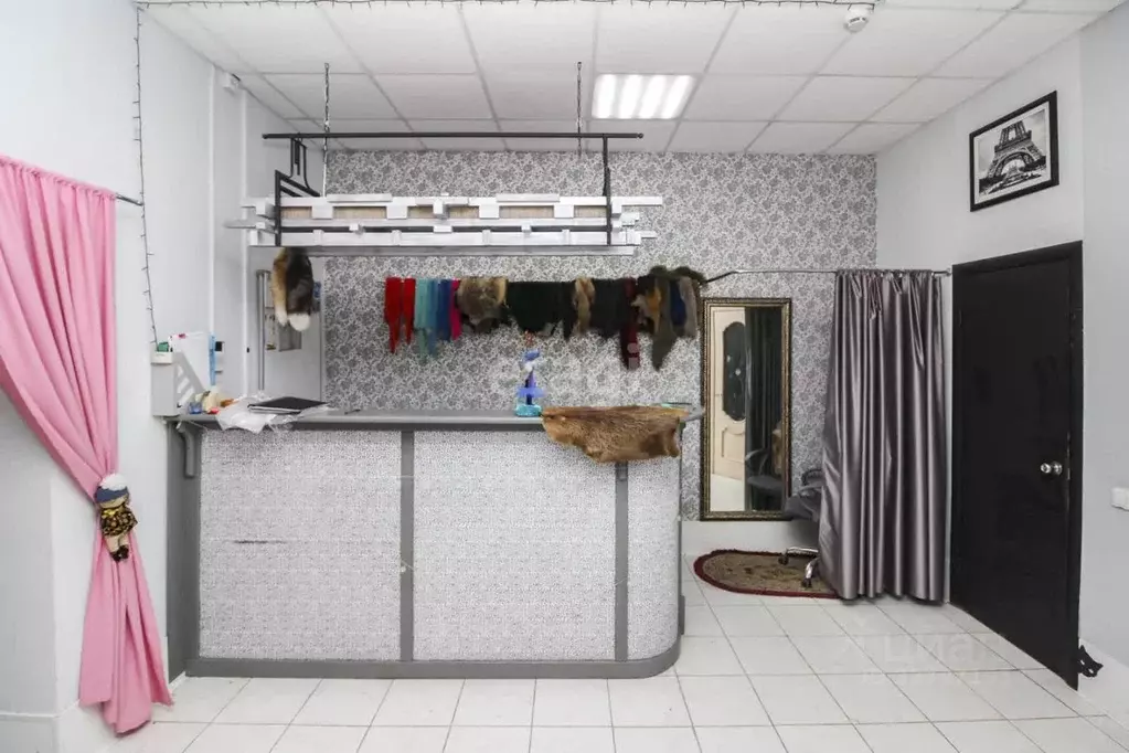 Помещение свободного назначения в Тюменская область, Тюмень Смоленская ... - Фото 1