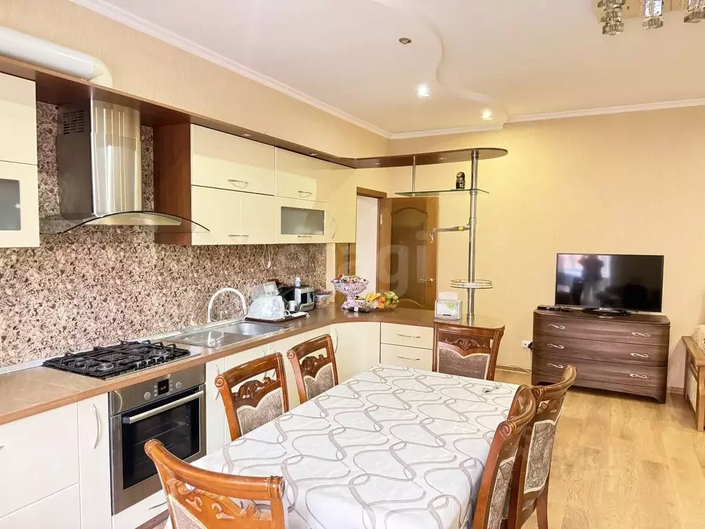 1-к кв. Краснодарский край, Геленджик Одесская ул., 5А (75.4 м) - Фото 1