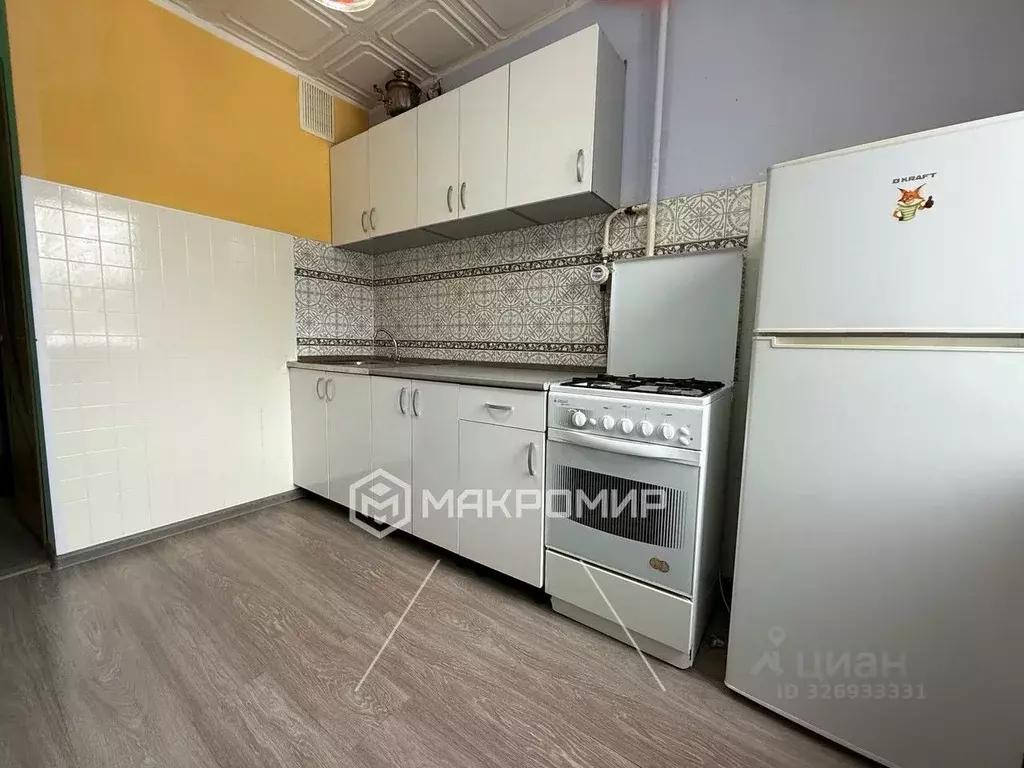 3-к кв. Орловская область, Орел Ягодный пер., 8 (65.8 м) - Фото 2