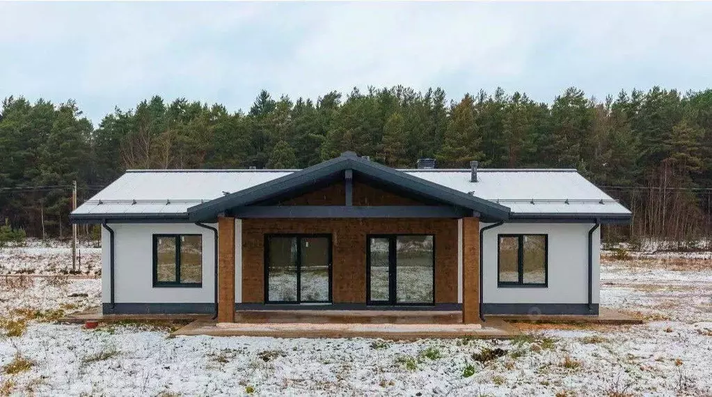 Дом в Пермский край, Добрянский муниципальный округ, д. Бобки ул. ... - Фото 1