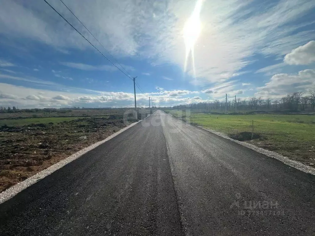 Участок в Крым, Симферопольский район, с. Мирное  (6.0 сот.) - Фото 2