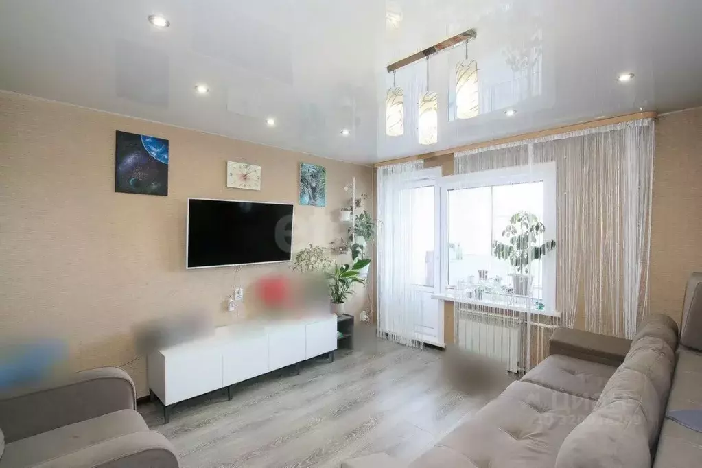 3-к кв. Бурятия, Улан-Удэ ул. Жердева, 142 (65.3 м) - Фото 0