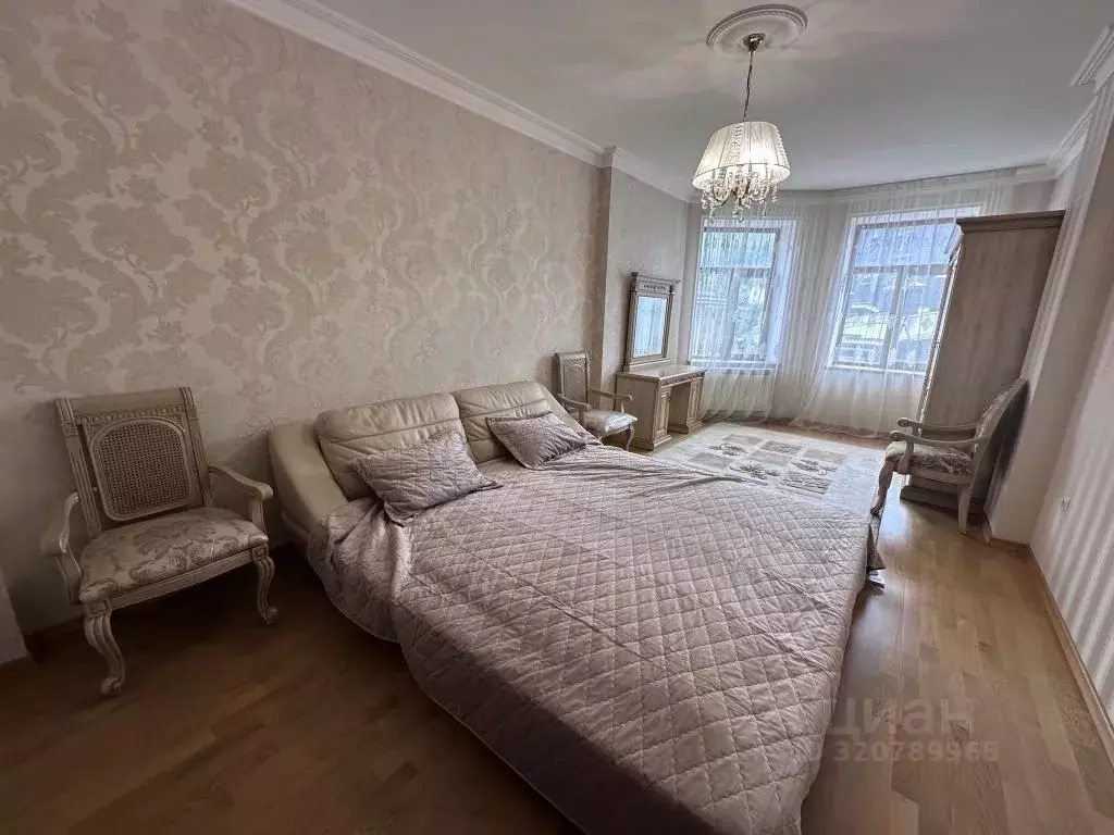 2-к кв. Ставропольский край, Кисловодск Железноводская ул., 5 (80.0 м) - Фото 1