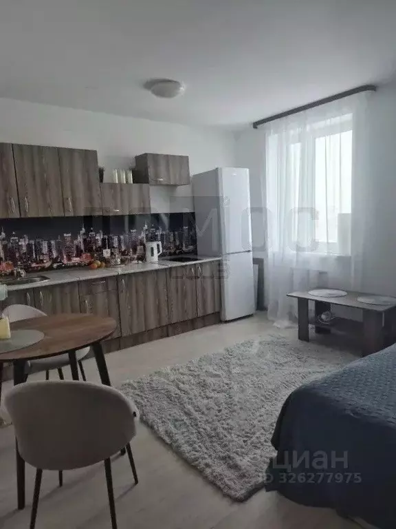 Студия Свердловская область, Екатеринбург ул. Татищева, 177 (27.3 м) - Фото 1