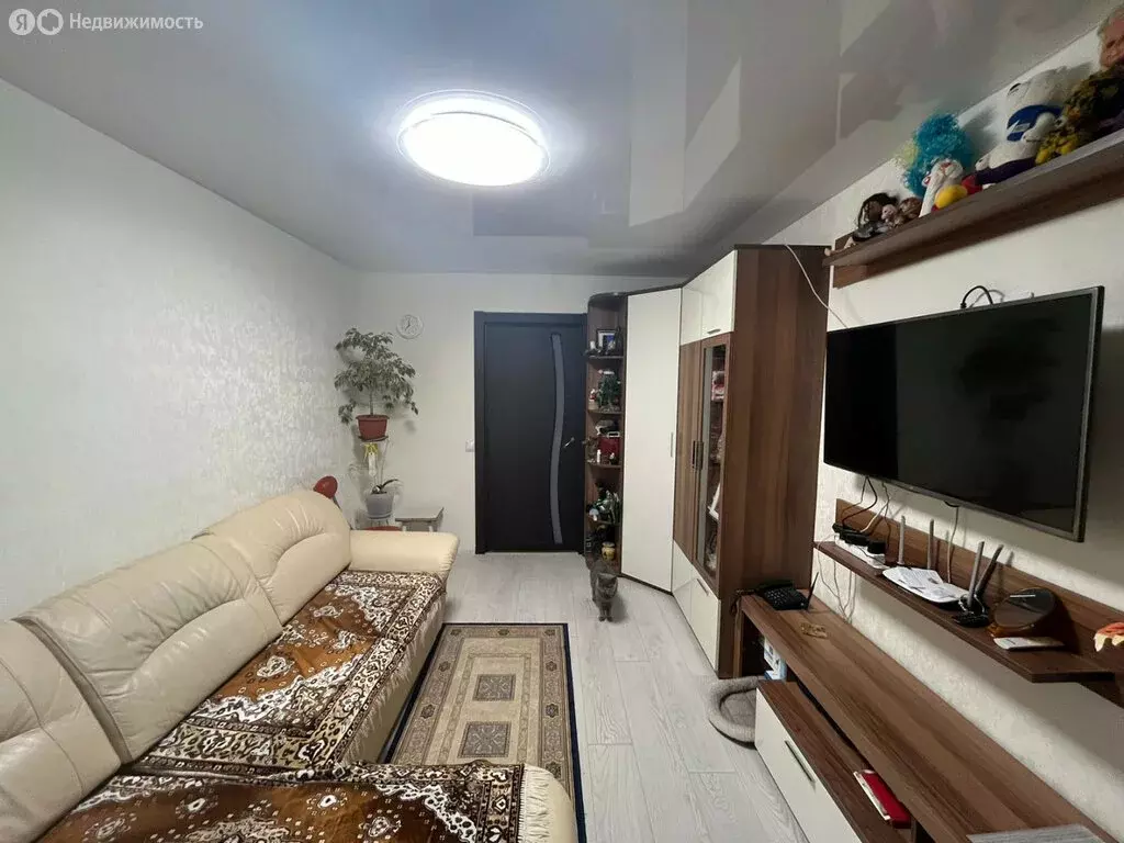2-комнатная квартира: Киров, микрорайон Мининский, улица Тургенева, 3 ... - Фото 1