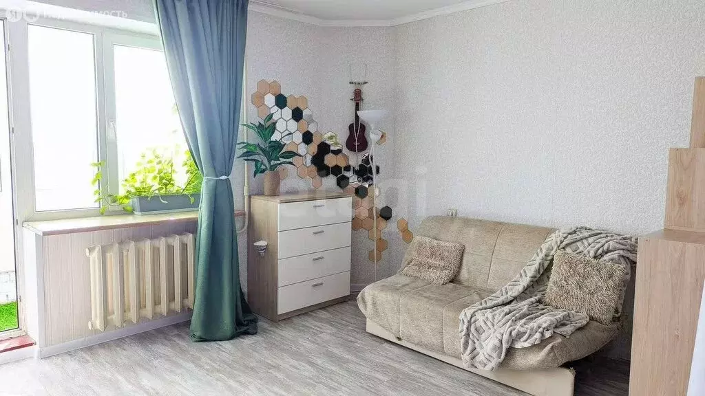 1-комнатная квартира: Калининград, Батальная улица, 1 (46.8 м) - Фото 2