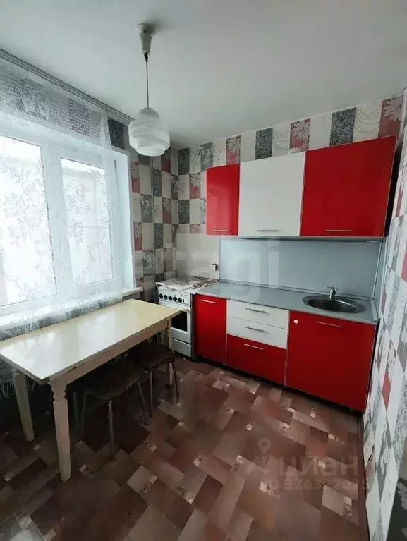 1-к кв. Алтайский край, Барнаул ул. Папанинцев, 121 (33.0 м) - Фото 1