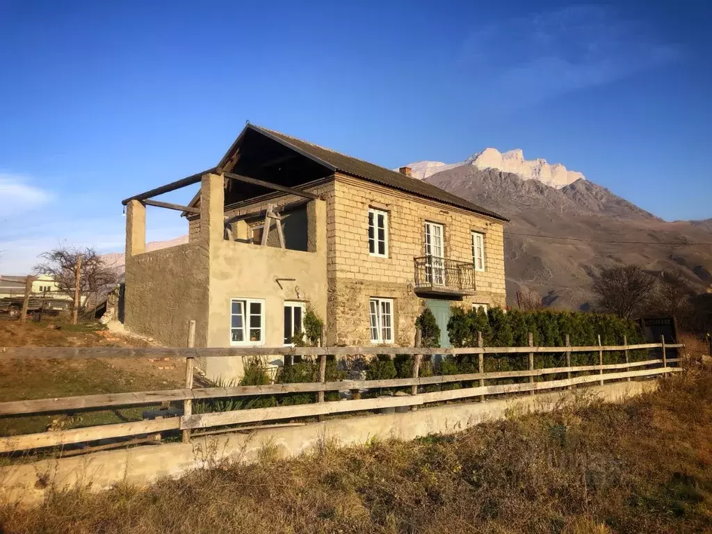 Дом в Кабардино-Балкария, Черекский район, с. Верхняя Балкария ул. ... - Фото 2