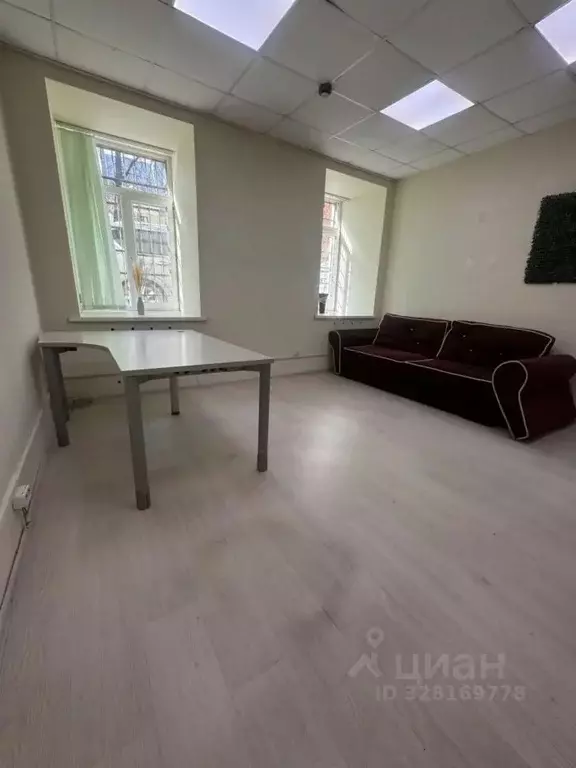 Помещение свободного назначения в Москва пер. Просвирин, 15 (21 м) - Фото 1