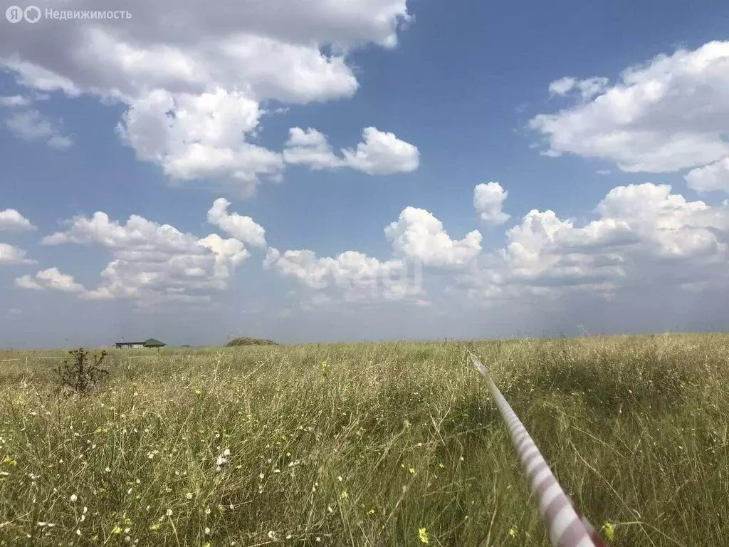 Участок в село Каменоломня, улица Гаспринского (8 м) - Фото 0