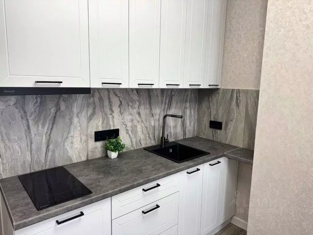 Студия Ростовская область, Ростов-на-Дону, Нахичевань ул. 23-я Линия, ... - Фото 1