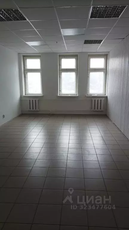 Офис в Самарская область, Тольятти ул. Автостроителей, 68а (87 м) - Фото 1