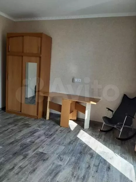 Комната 18м в 3-к., 2/2эт. - Фото 1