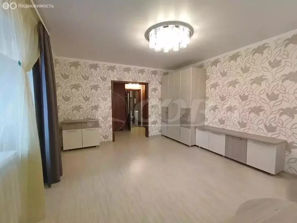 1-комнатная квартира: Тюмень, улица Николая Семёнова, 31 (45.8 м) - Фото 1