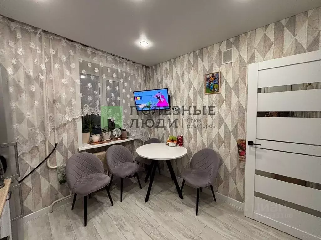 2-к кв. Курганская область, Курган ул. Криволапова, 28 (51.6 м) - Фото 2