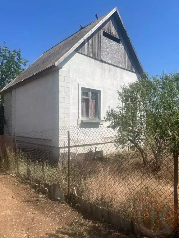 Дом в Крым, Сакский район, Суворовское с/пос, Изобильное СНТ ул. ... - Фото 1