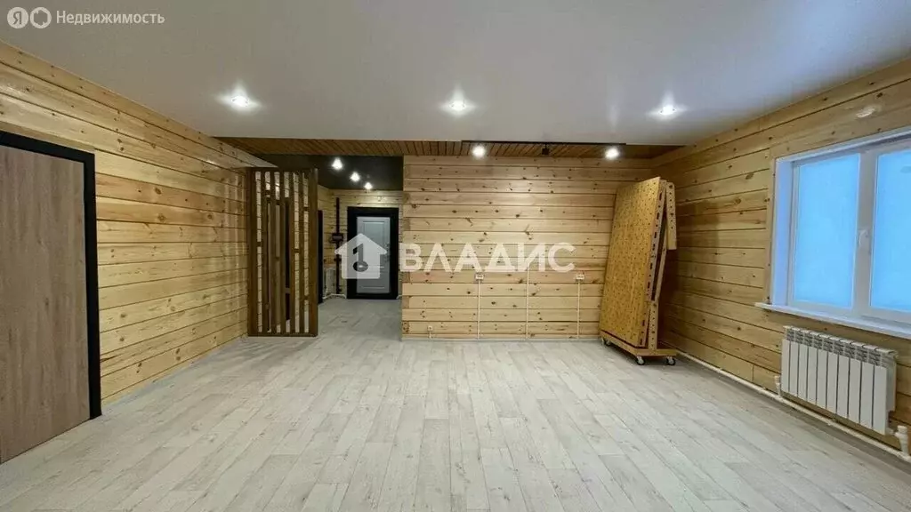 Дом в Улан-Удэ, улица Боярская Слобода (210 м) - Фото 1