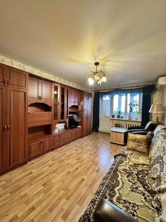 2-к кв. Саратовская область, Энгельс Степная ул., 173А (68.3 м) - Фото 1