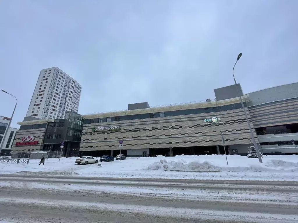 Торговая площадь в Свердловская область, Екатеринбург ул. Тверитина, ... - Фото 0