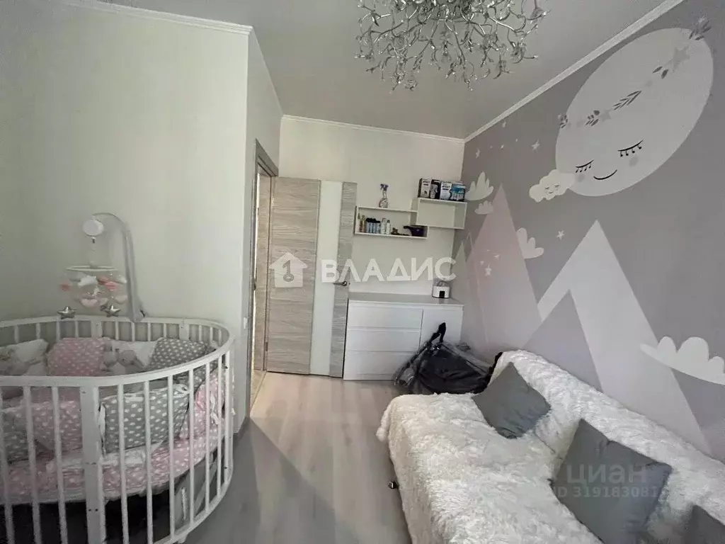3-к кв. Воронежская область, Воронеж ул. Шукшина, 18 (84.0 м) - Фото 0