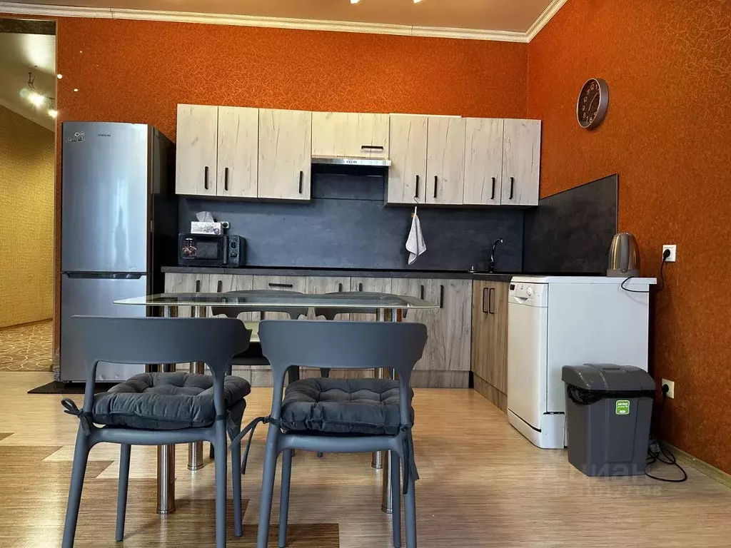 2-к кв. Хабаровский край, Хабаровск ул. Тургенева, 55 (80.0 м) - Фото 1