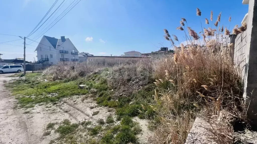 Участок в Крым, Судак ул. Лучистая (5.45 сот.) - Фото 1