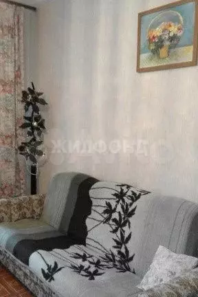 Комната 13 м в 3-к., 2/10 эт. - Фото 0