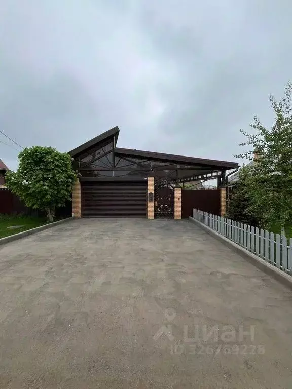 Дом в Оренбургская область, Оренбургский район, с. Южный урал ул. ... - Фото 1