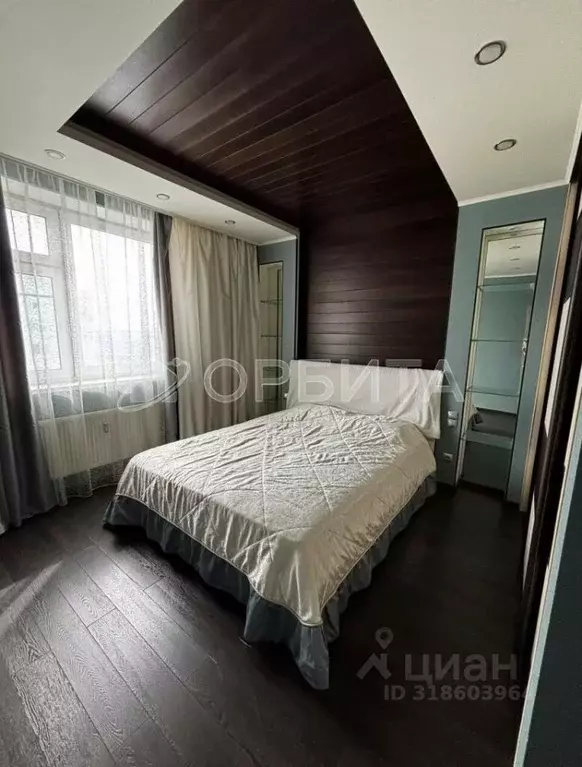 2-к кв. Тюменская область, Тюмень ул. Николая Зелинского, 16 (69.2 м) - Фото 0